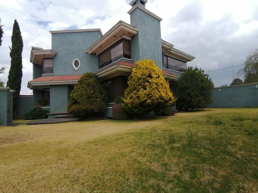 renta Casa en San Luis Mextepec, Zinacantepec (MX22-NE2666)