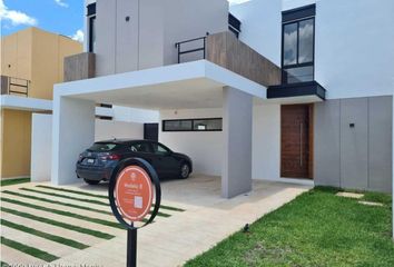 Casa en  Pueblo Cholul, Mérida, Yucatán