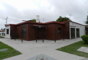 Casa en  Los Pinares, Mar Del Plata