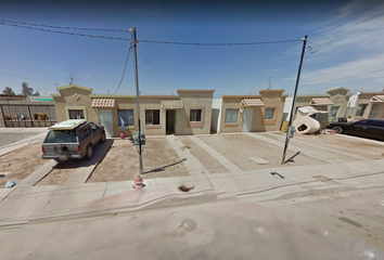 Casa en  Av Ateca, 21355, Mexicali, Baja California Norte, Mexico