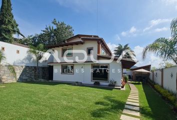 Casa en  Ixtla-valle De Bravo, El Arco, Valle De Bravo, México, 51217, Mex