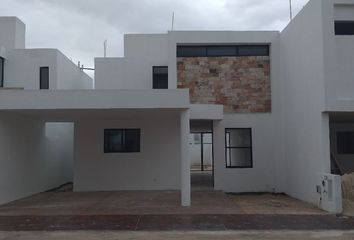 Casa en condominio en  Calle 20, Conkal, Yucatán, 97345, Mex