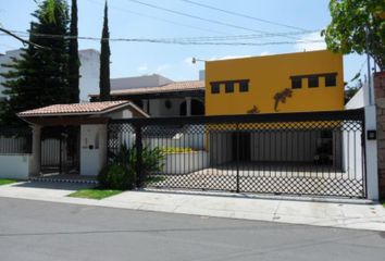 Casa en  Colonia Jurica, Municipio De Querétaro