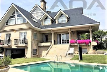 Chalet en  Coruxo, Pontevedra Provincia
