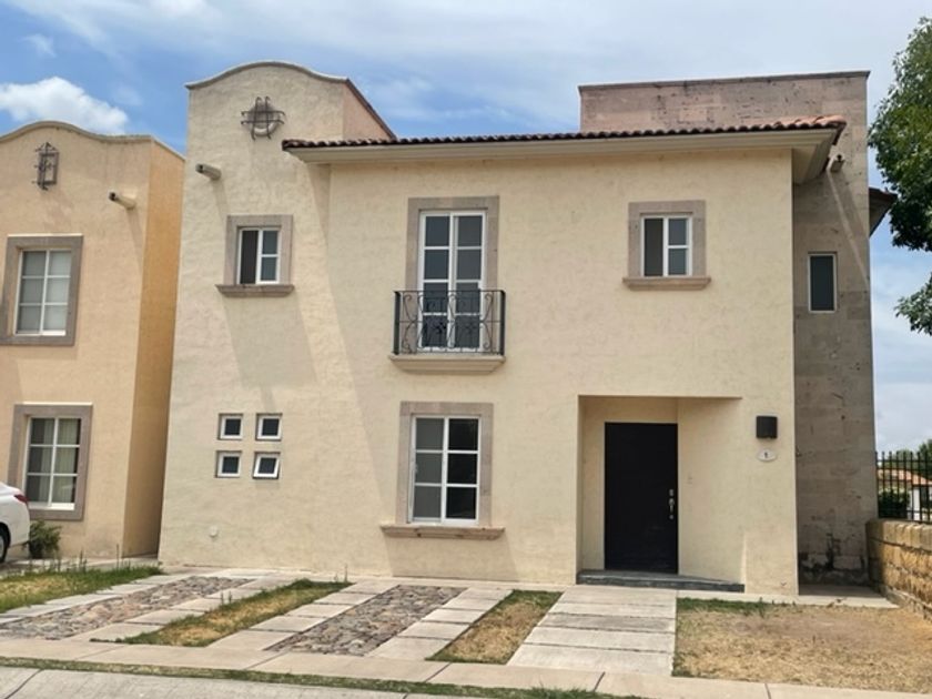 renta Casa en Fraccionamiento Rancho Santa Mónica, Ciudad de Aguascalientes  (454524--305)