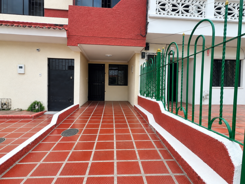 Apartamento en arriendo El Recreo Industria De La Bahía, Cartagena De Indias