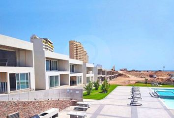 Casa en condominio en  Vista Al Mar, Playas De Rosarito