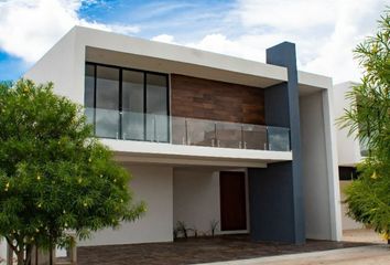 Casa en  Calle 18 108-108, Cholul, Mérida, Yucatán, 97305, Mex