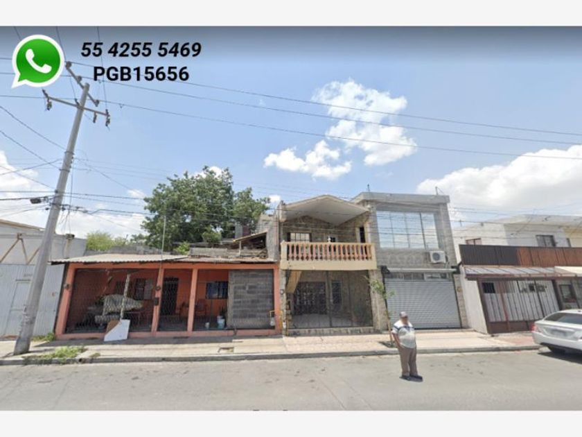 venta Casa en Residencial Aztlán, Monterrey (MX22-MN5266)