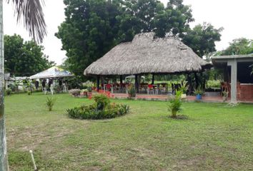 Villa-Quinta en  Petronitas, Galapa