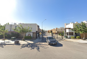Casa en fraccionamiento en  Calle Magaria, Fraccionamiento Paseo De Los Leones, Chihuahua, 31313, Mex