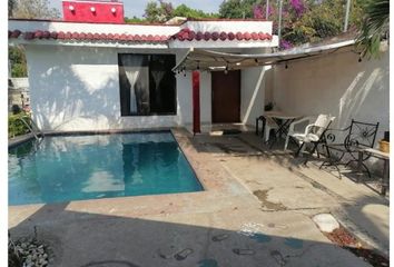 Casa en  Privada De Las Torres 6, El Salado, Jiutepec, Morelos, 62566, Mex