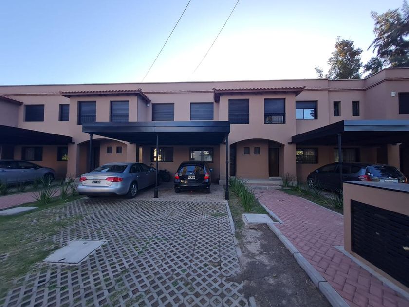Casa en venta Ugarteche Bis 1281-1299, Rosario, S2013, Santa Fe, Arg