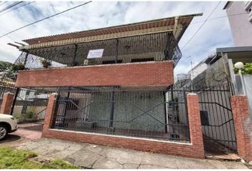 10 casas en venta en Barrio Norte, Colón 