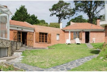 Casa en  Sierra De Los Padres, General Pueyrredón