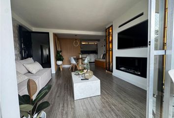 Apartamento en  Carrera 83, Loma De Los Bernal, Comuna 16 - Belén, Perímetro Urbano Medellín, Medellín, Valle De Aburrá, Antioquia, Rap Del Agua Y La Montaña, 050026, Colombia