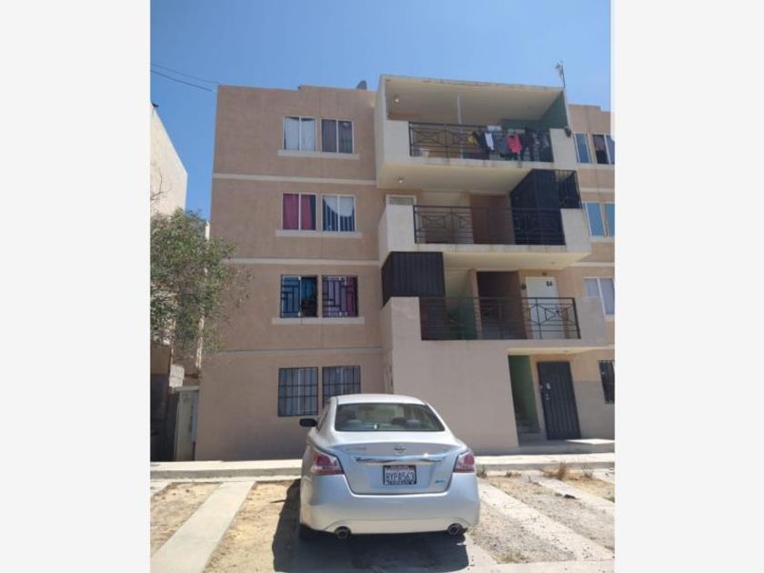 venta Casa en Hipódromo, Tijuana, Tijuana (MX22-NL6052)