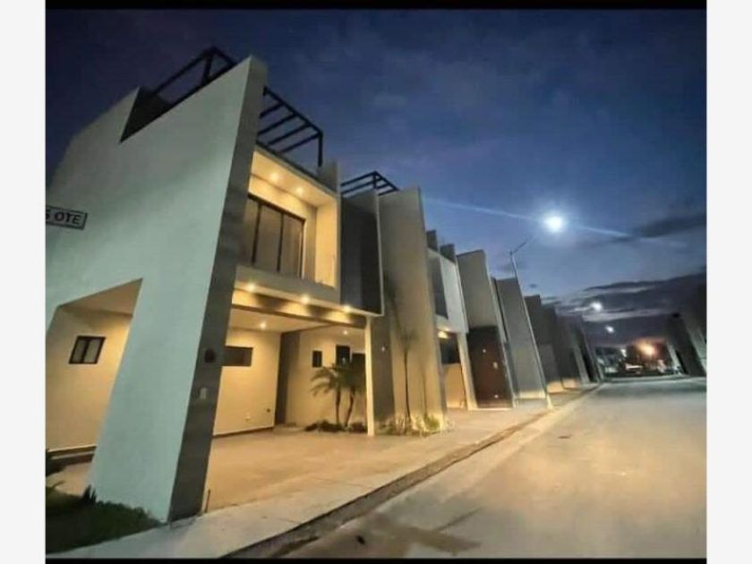 venta Casa en Santa Cecilia I, Apodaca (MX22-NA2150)