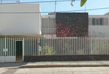 Casa en  Calle Baja California, Alameda, Celaya, Guanajuato, 38050, Mex