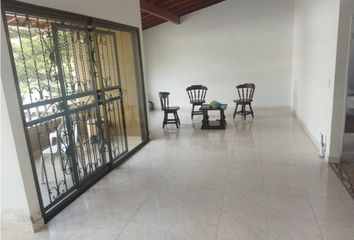 Casa en  Florida Nueva, Medellín