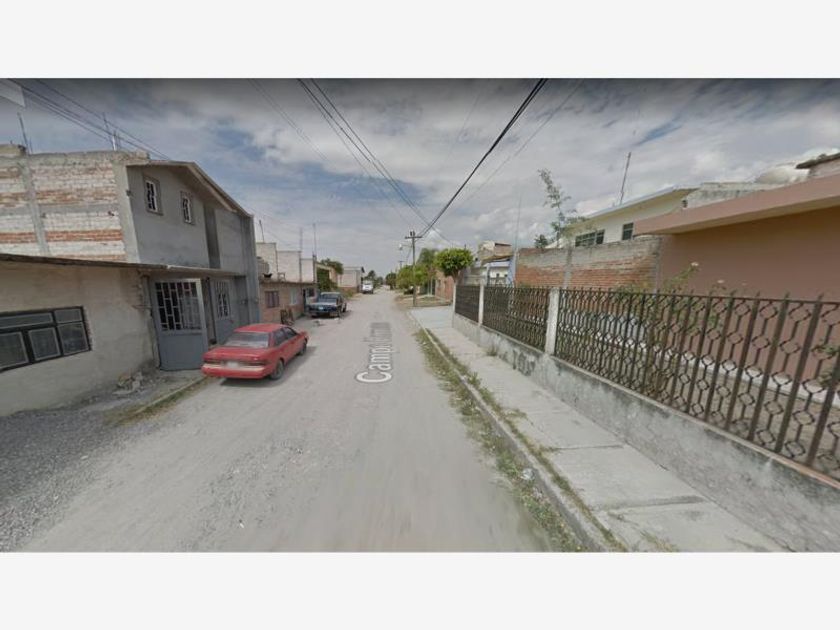 venta Casa en Pueblo Parácuaro, Acámbaro, Guanajuato (MX22-MQ3733)-  