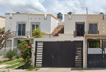 Casa en fraccionamiento en  Calle Templo Del Carmen 306, Unidad Hab Colinas Del Carmen, León, Guanajuato, 37296, Mex