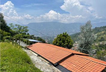 Lote de Terreno en  Belén, Medellín