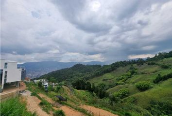 Lote de Terreno en  Aliada, Medellín