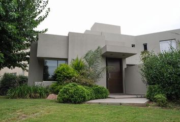 Casa en  Valle Escondido, Córdoba Capital