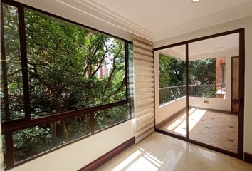 Apartamento en  Poblado, Medellín