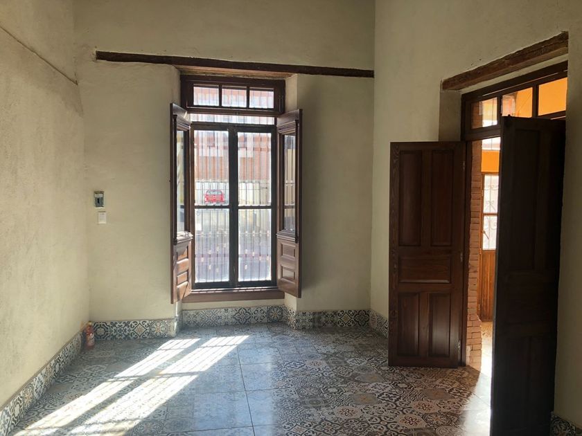 venta Casa en Centro Metropolitano, Saltillo, Coahuila (EB-JR1139s)-  