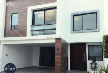 Casa en  Boulevard Europa, Fracc Lomas De Angelópolis Ii, San Andrés Cholula, Puebla, 72830, Mex