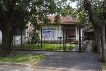 Casa en  Adrogué, Partido De Almirante Brown