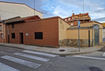 Chalet en  Valencia De Don Juan, León Provincia
