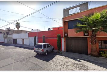 Casa en  Avenida 511, San Juan De Aragón I Sección, Ciudad De México, Cdmx, México