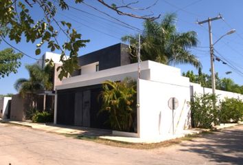 Casa en  Calle 18 101-101, Cholul, Mérida, Yucatán, 97305, Mex