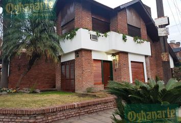 Casa en  Castelar, Partido De Morón