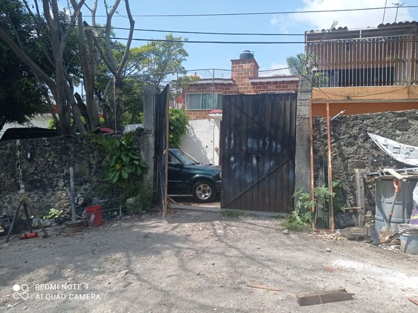 venta Lote de Terreno en Ampliación Bugambilias, Jiutepec, Morelos  (MAZ-1466-Tu-V)