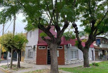 Casa en  Avenida Caseros 2302-2400, Don Bosco, Quilmes, B1877, Buenos Aires, Arg