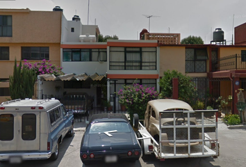 Casa en fraccionamiento en  Felipe Villanueva 13-22, Satélite, Fraccionamiento Ciudad Satélite, Naucalpan De Juárez, México, 53100, Mex