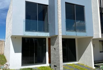 Casa en condominio en  Avenida Paseo De La Cantera 406, Pontevedra, Capital Norte, Jalisco, México