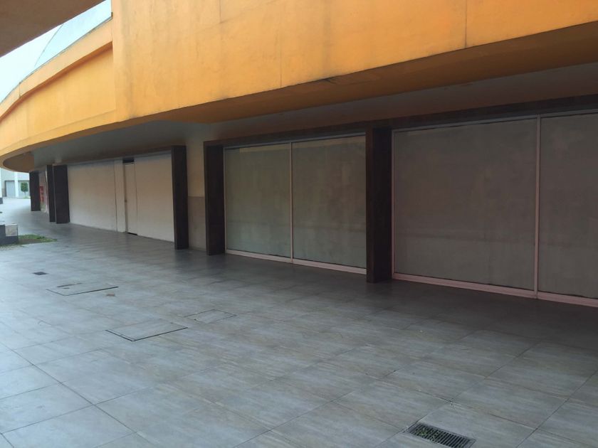 renta Local comercial en Jiménez Cantú, Cuautitlán Izcalli