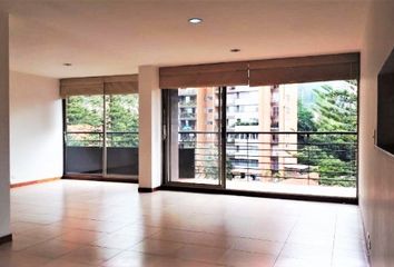 Apartamento en  Poblado, Medellín