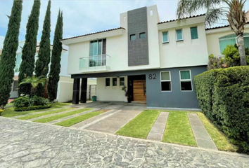 Casa en  Avenida Los Laureles, De La Azalea, Zapopan, Jalisco, 45150, Mex