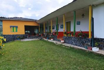Villa-Quinta en  El Águila, Valle Del Cauca