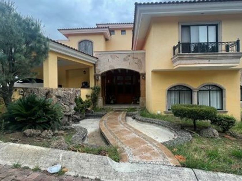 renta Casa en Bugambilias, Zapopan, Zapopan, Jalisco (EB-LP0542r)