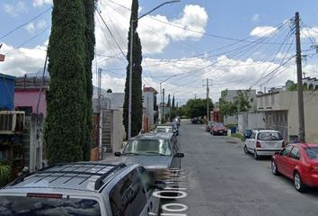 Casa en  Calle Río Orinoco 1800-1864, Residencial Dos Ríos 12 Sect, Guadalupe, Nuevo León, 67196, Mex