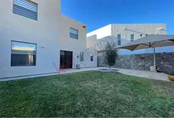 Casa en  Campos Elíseos, Juárez, Chihuahua