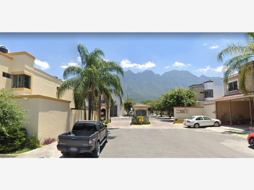 venta Casa en Portal de Cumbres, Monterrey (MX22-NE1777)