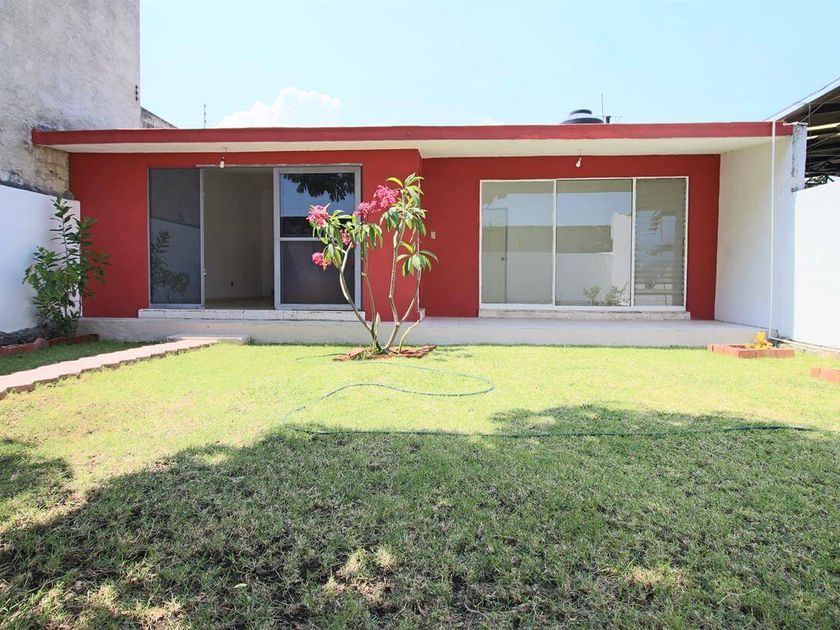 venta Casa en Ricardo Flores Magón, Cuernavaca, Morelos (NEX-147063)-  